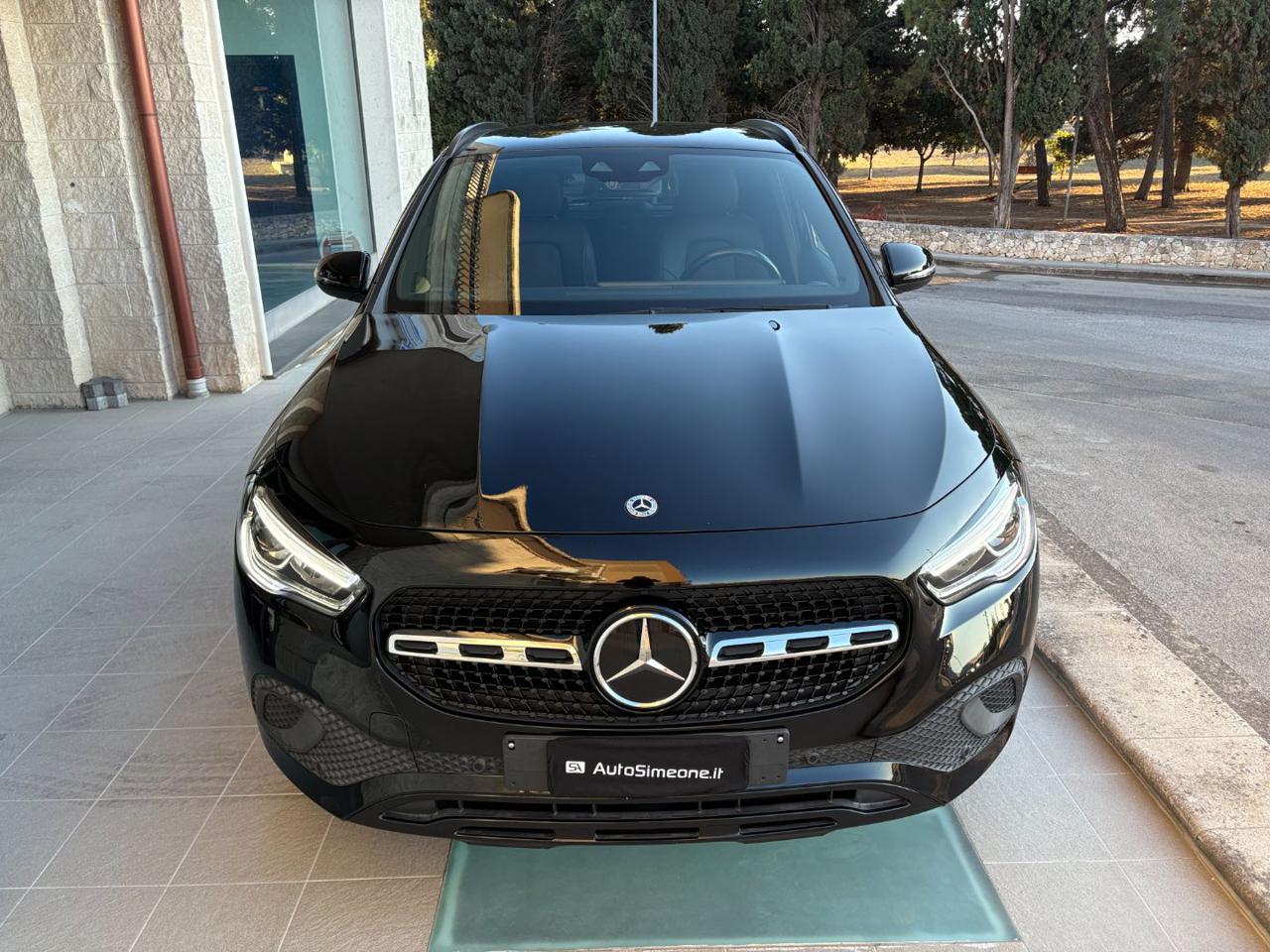 MERCEDES-BENZ GLA 250 e phev hybrid EQ Sport Plus Night Pack. - 2
