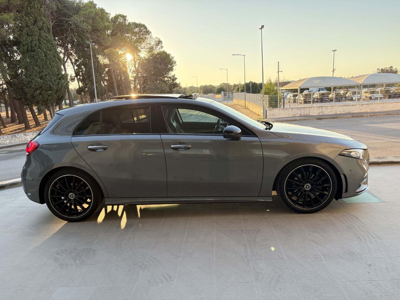 MERCEDES-BENZ A 200 d Automatic Premium Amg Night edition TETTO - 4