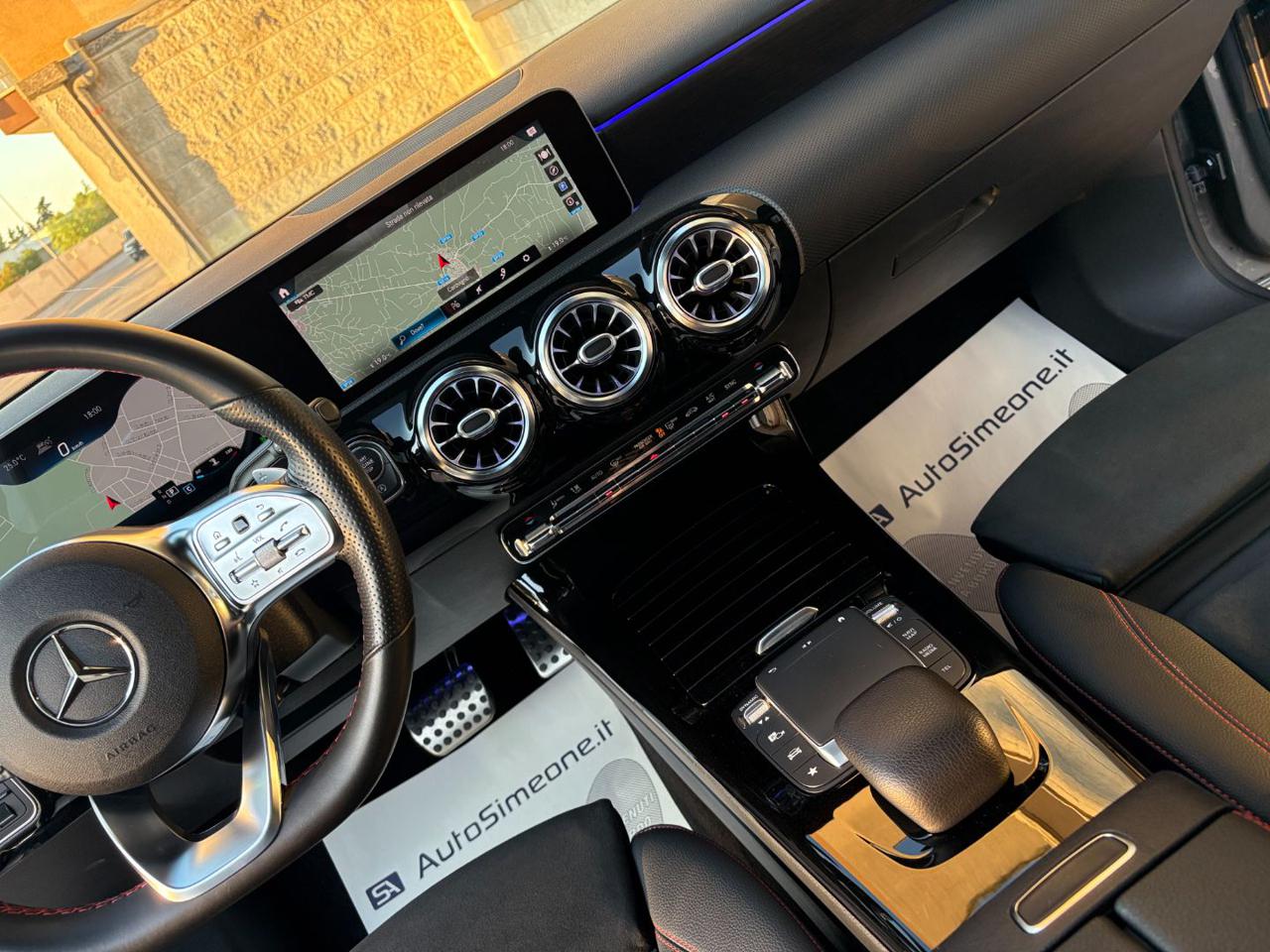 MERCEDES-BENZ A 200 d Automatic Premium Amg Night edition TETTO - 29