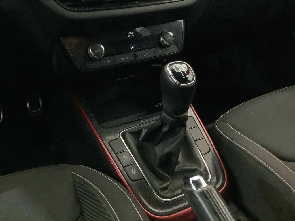 SKODA Fabia 1.0 MPI 80 CV Monte Carlo - 8