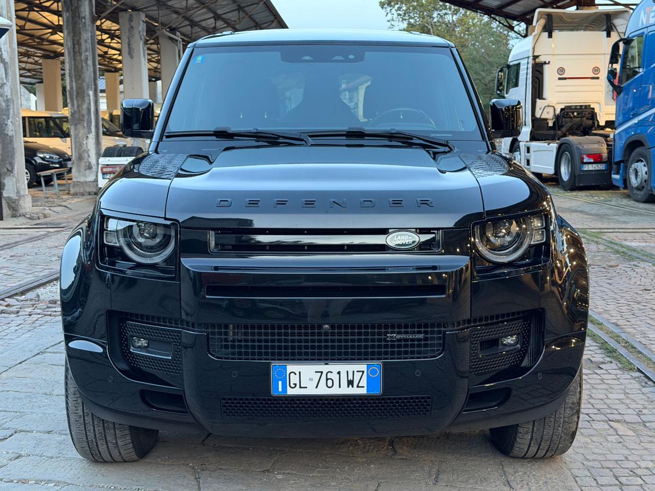 LAND ROVER Defender 110 3.0D I6 300 CV AWD Auto X-Dynamic HSE - 3