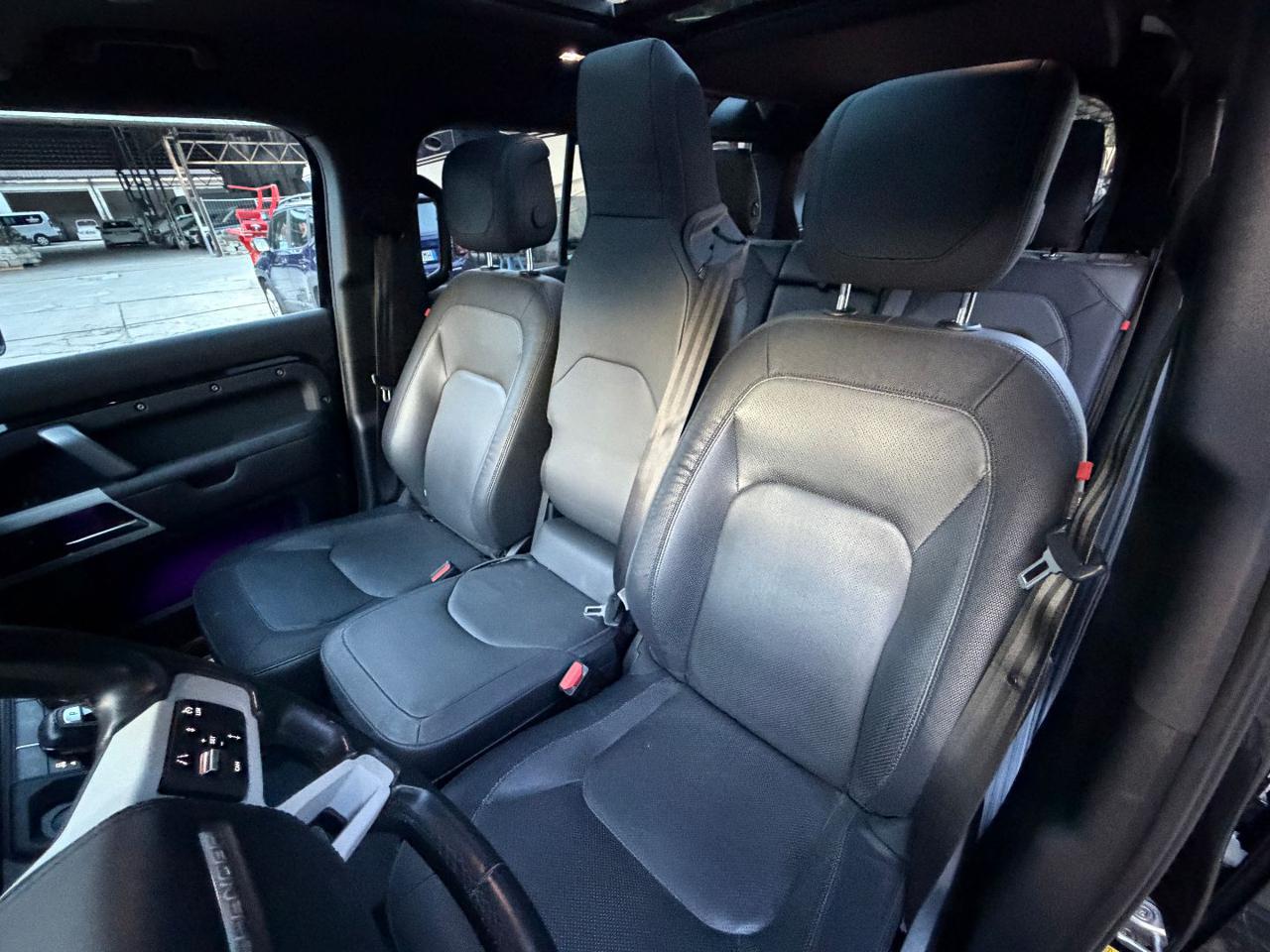 LAND ROVER Defender 110 3.0D I6 300 CV AWD Auto X-Dynamic HSE - 12
