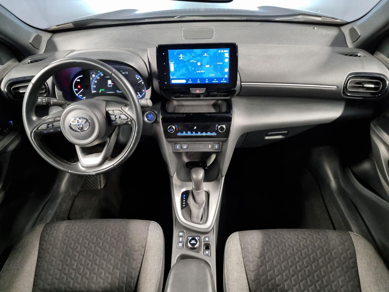 TOYOTA Yaris Cross 1.5 Hybrid 5p. E-CVT AWD-i TREND - 6