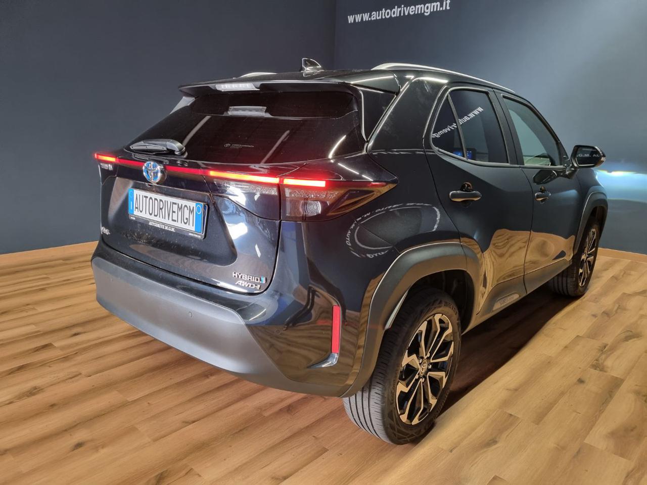 TOYOTA Yaris Cross 1.5 Hybrid 5p. E-CVT AWD-i TREND - 21