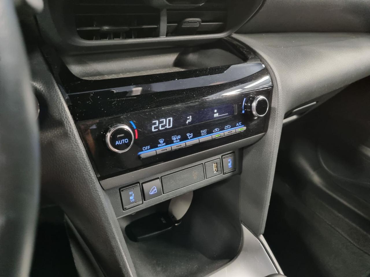 TOYOTA Yaris Cross 1.5 Hybrid 5p. E-CVT AWD-i TREND - 16