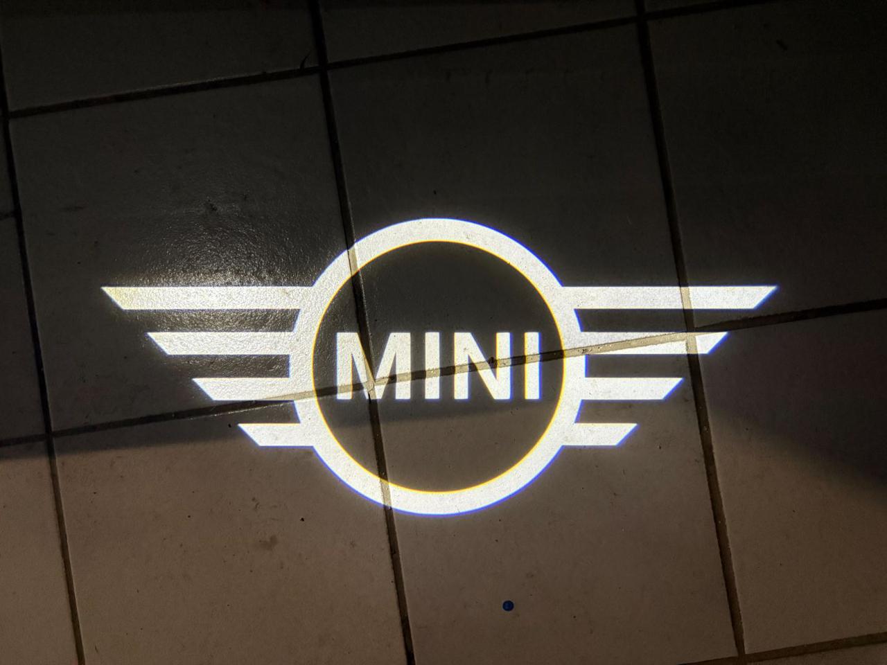 MINI Countryman D Classic Countryman CERCHI DA 19. - 48