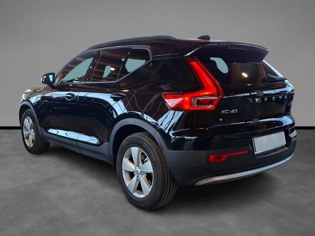 VOLVO XC40 B3 automatico Essential - 3