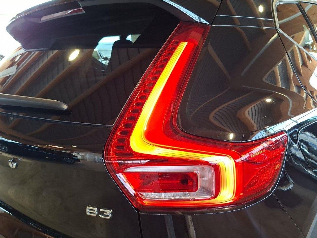 VOLVO XC40 B3 automatico Essential - 6