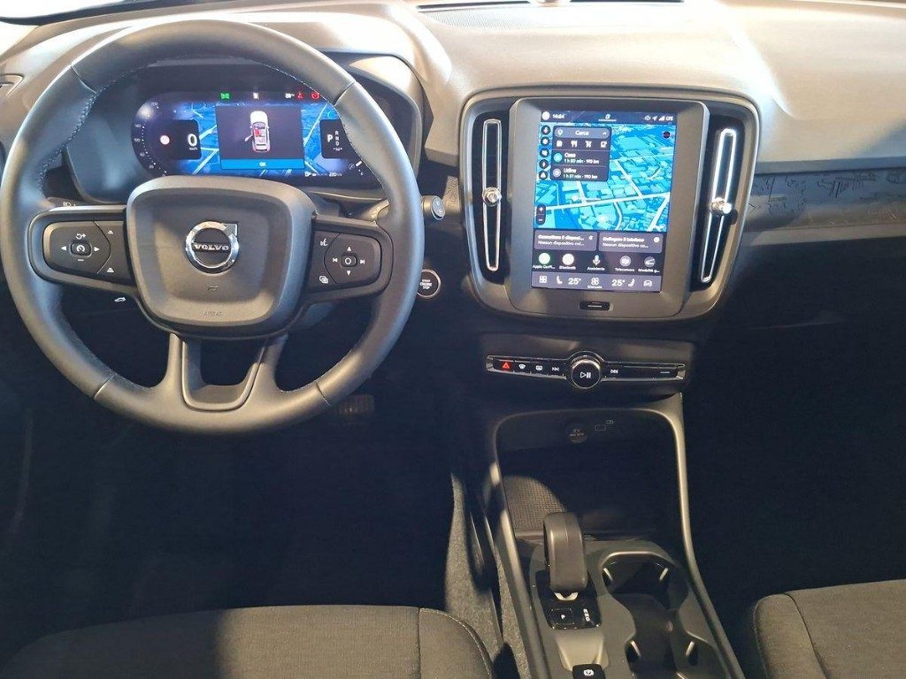 VOLVO XC40 B3 automatico Essential - 7