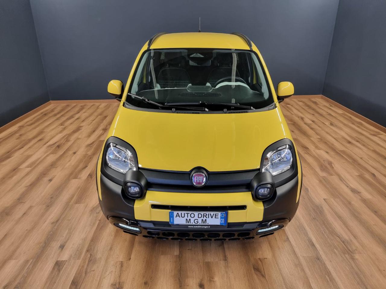 FIAT Panda 1.0 FireFly S&S Hybrid Pandina CROSS - 26