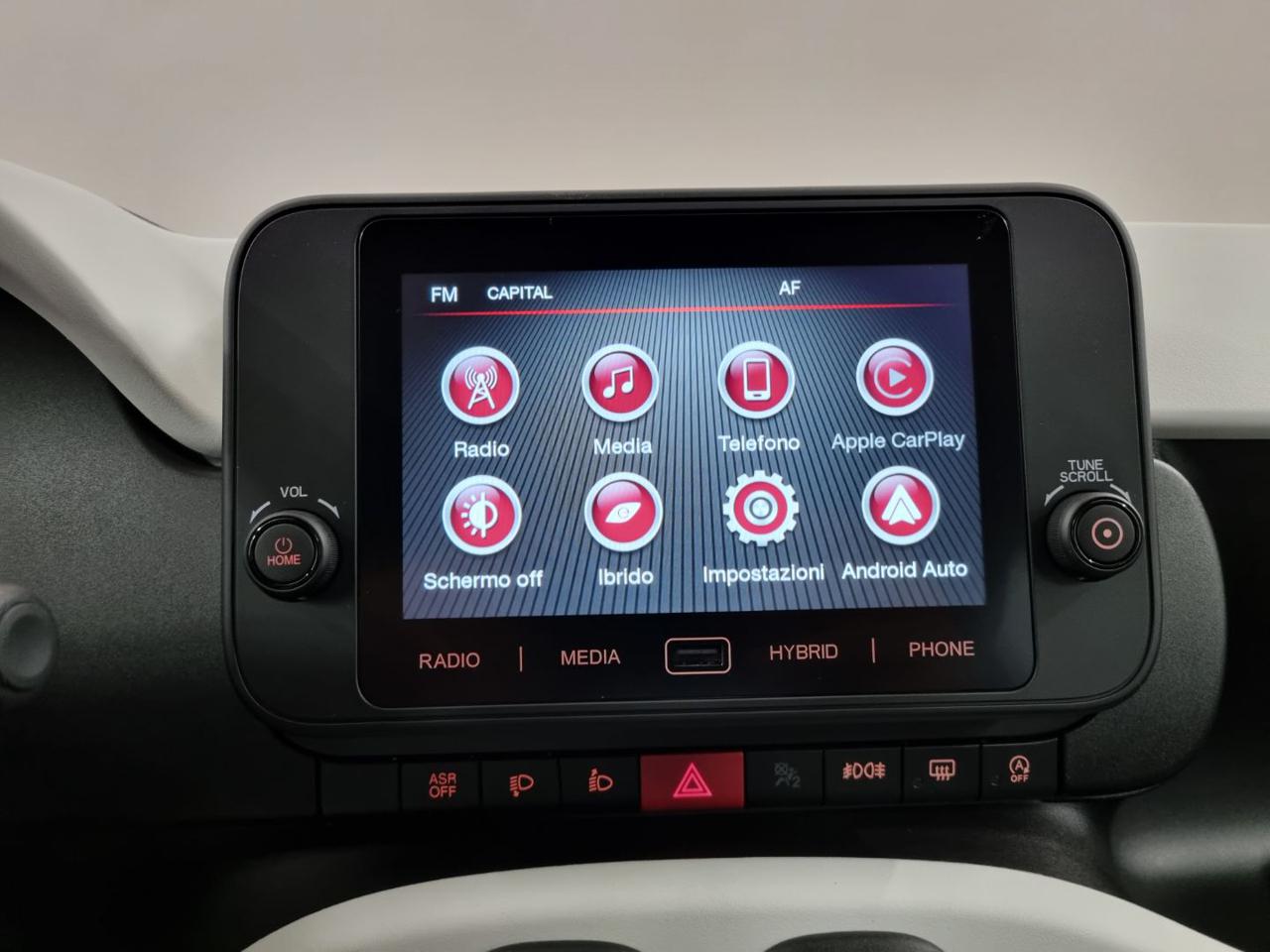 FIAT Panda 1.0 FireFly S&S Hybrid Pandina CROSS - 10