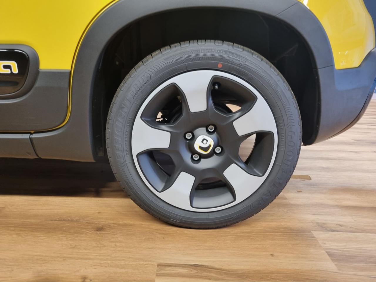 FIAT Panda 1.0 FireFly S&S Hybrid Pandina CROSS - 15
