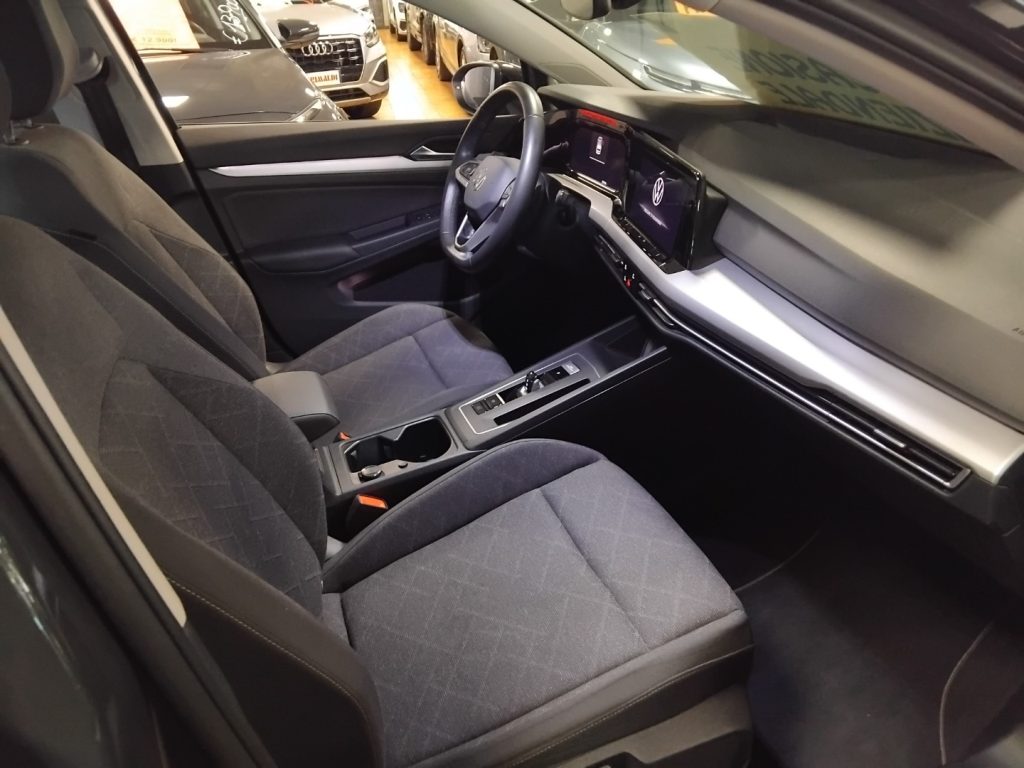 VOLKSWAGEN Golf 1.0 eTSI EVO Life DSG MHEV C/GRIMALDI SP.DAY - 12