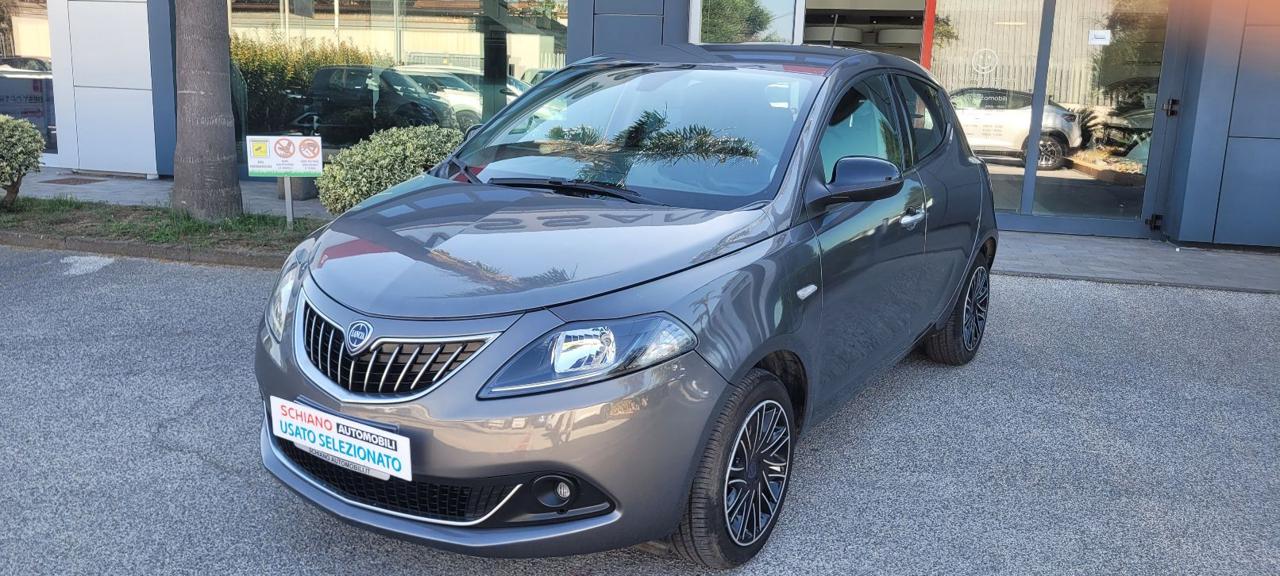 LANCIA Ypsilon 1.0 FireFly 5 porte S&S Hybrid Gold - 2