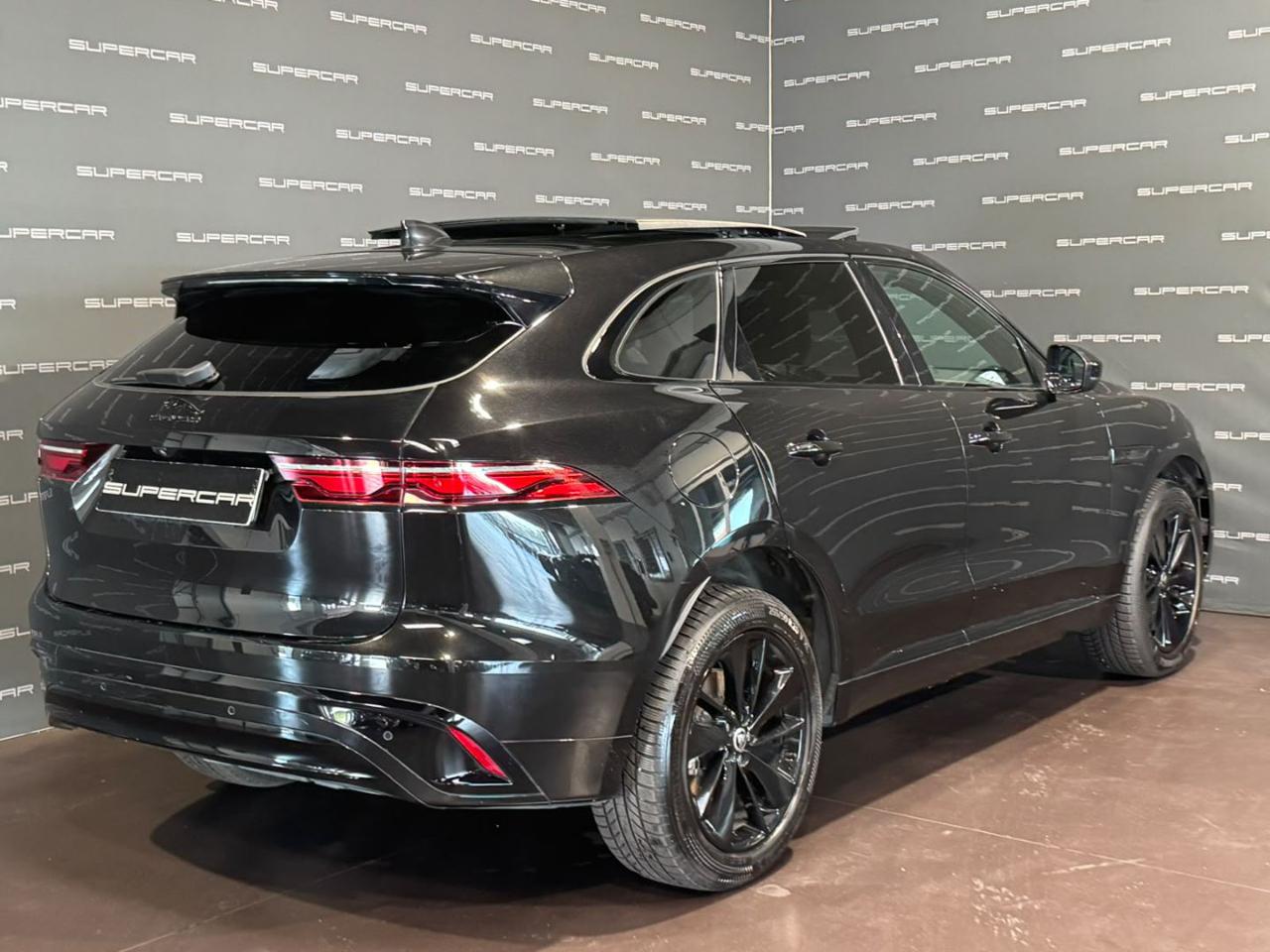 JAGUAR F-Pace 2.0 D 204 CV AWD aut. R-Dynamic S - 3