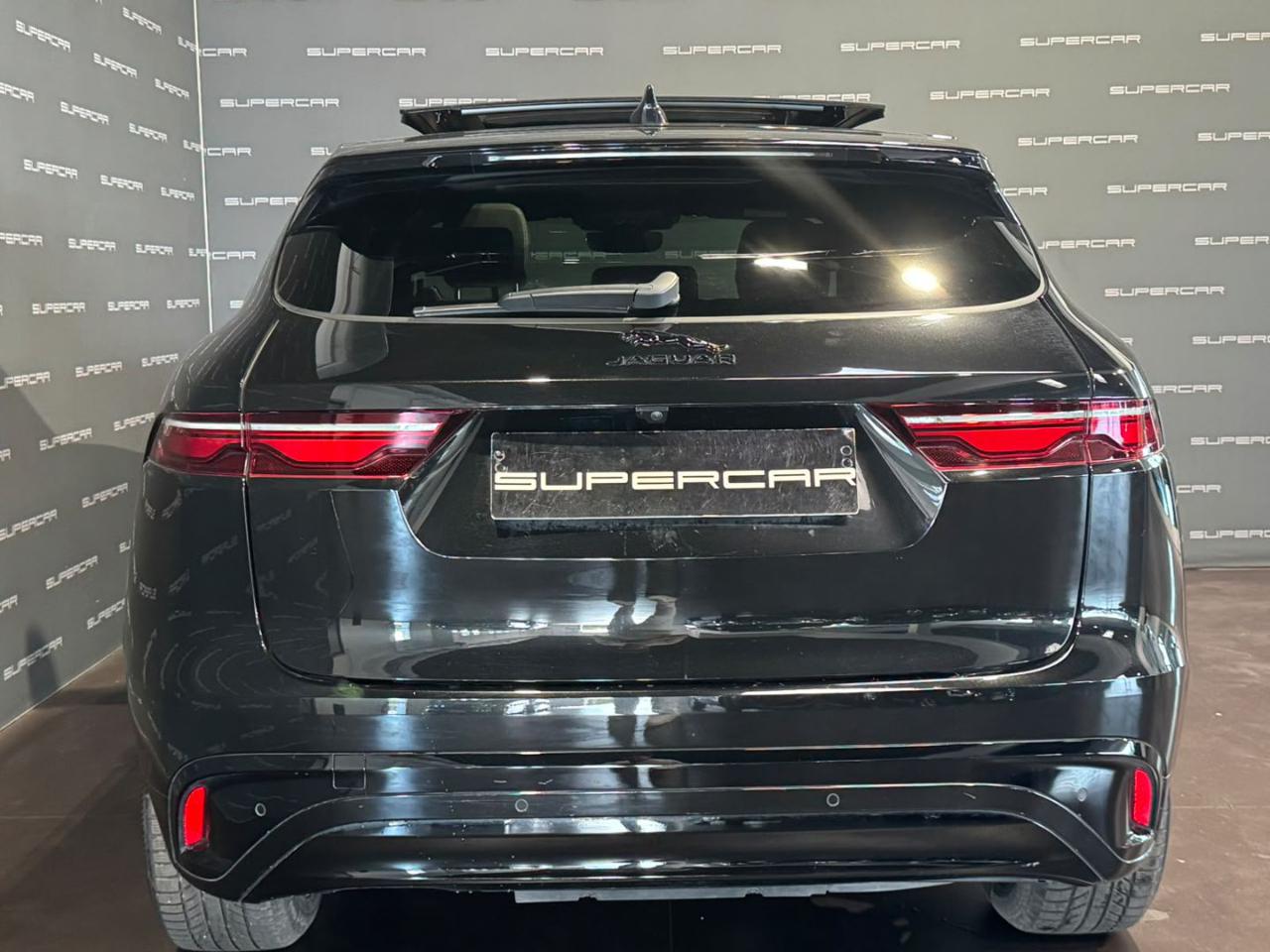 JAGUAR F-Pace 2.0 D 204 CV AWD aut. R-Dynamic S - 4