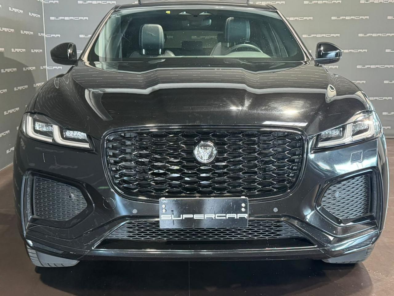 JAGUAR F-Pace 2.0 D 204 CV AWD aut. R-Dynamic S - 2