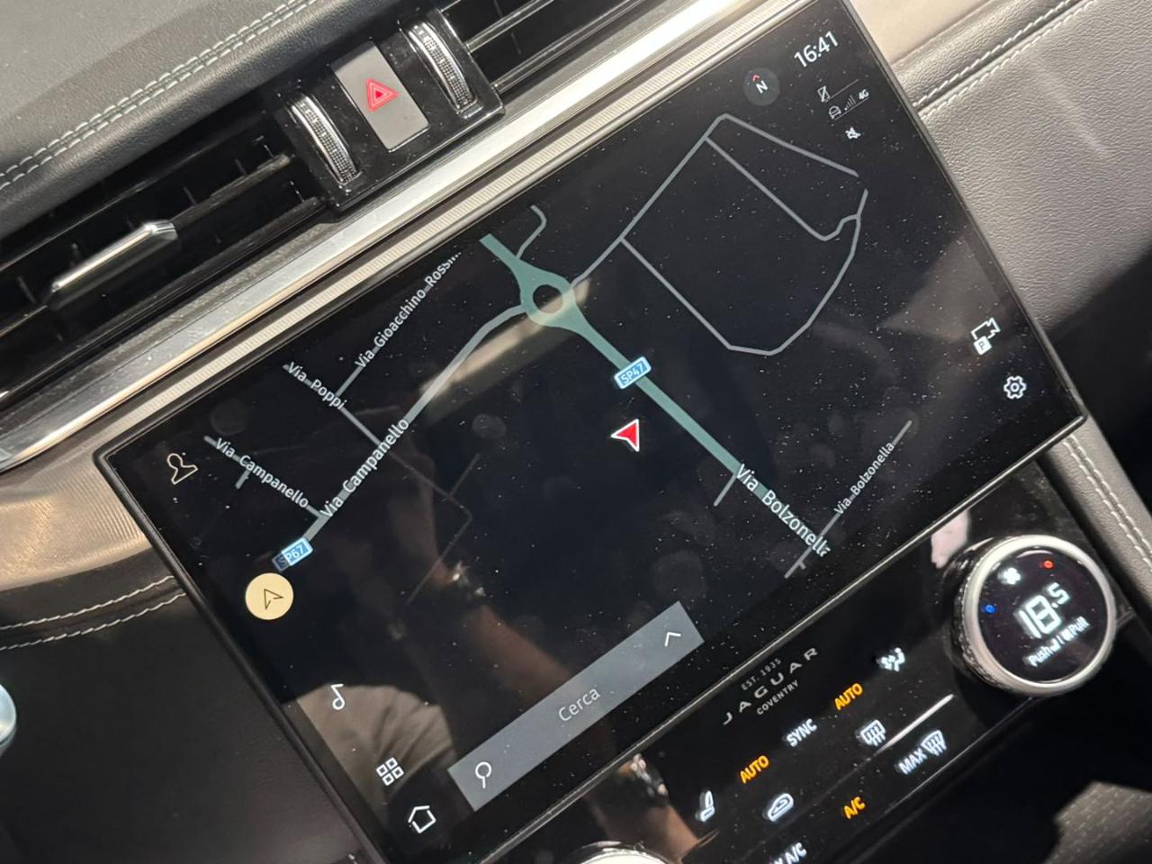 JAGUAR F-Pace 2.0 D 204 CV AWD aut. R-Dynamic S - 14
