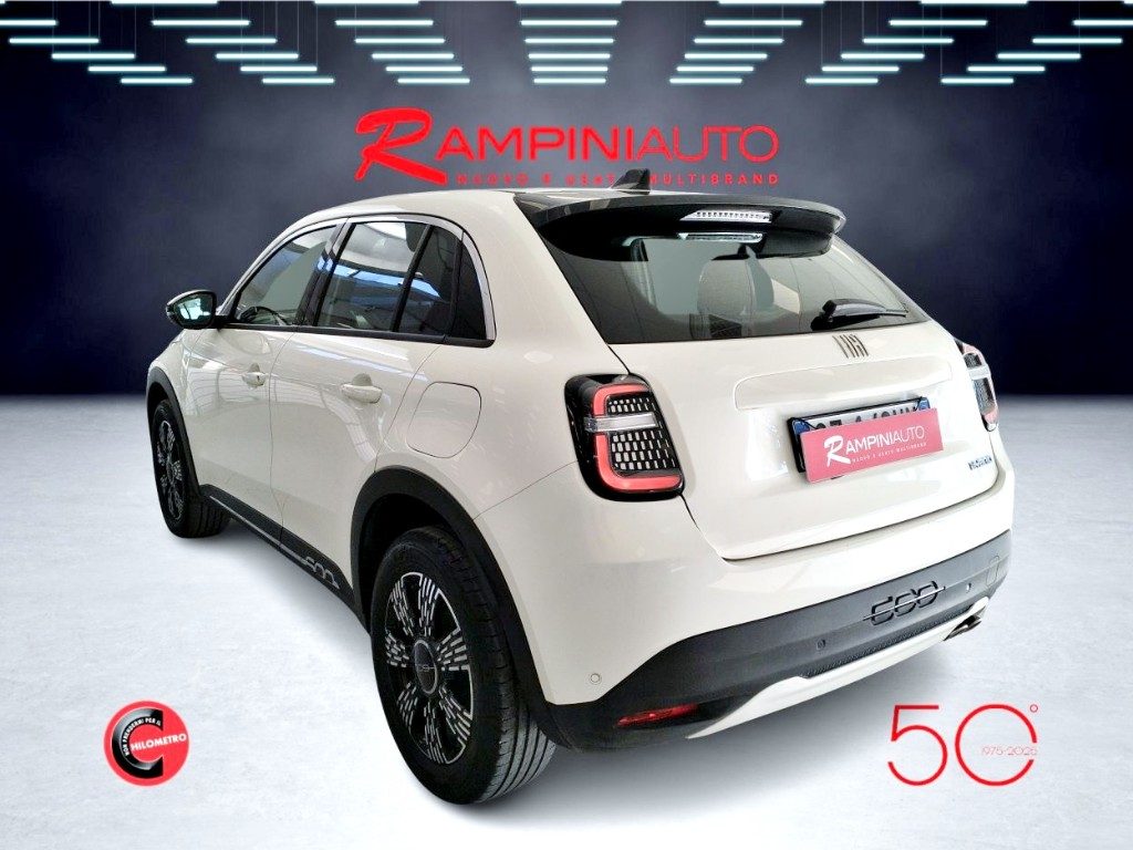 FIAT 600 Hybrid 145 CV DCT Pronta Consegna Iva Esposta - 9