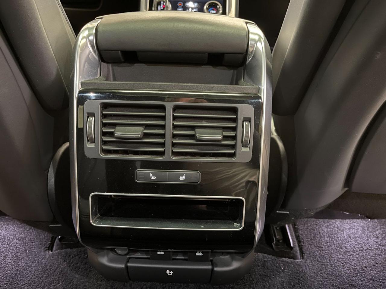 Range Rover Sport 21
