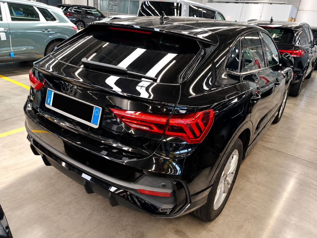 AUDI Q3 SPB Sportback 35 TDI S tronic S line edition - 4