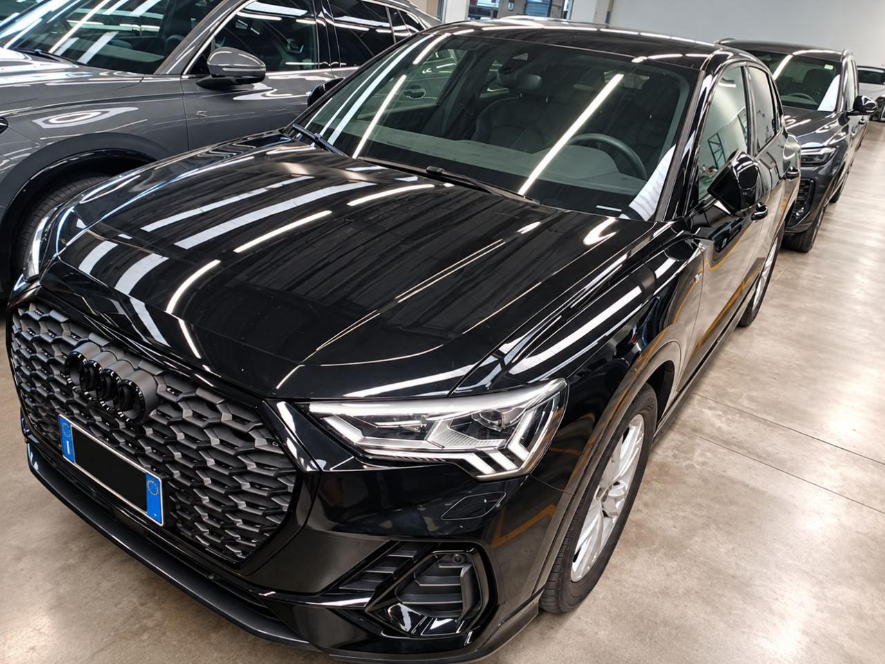 AUDI Q3 SPB Sportback 35 TDI S tronic S line edition - 2