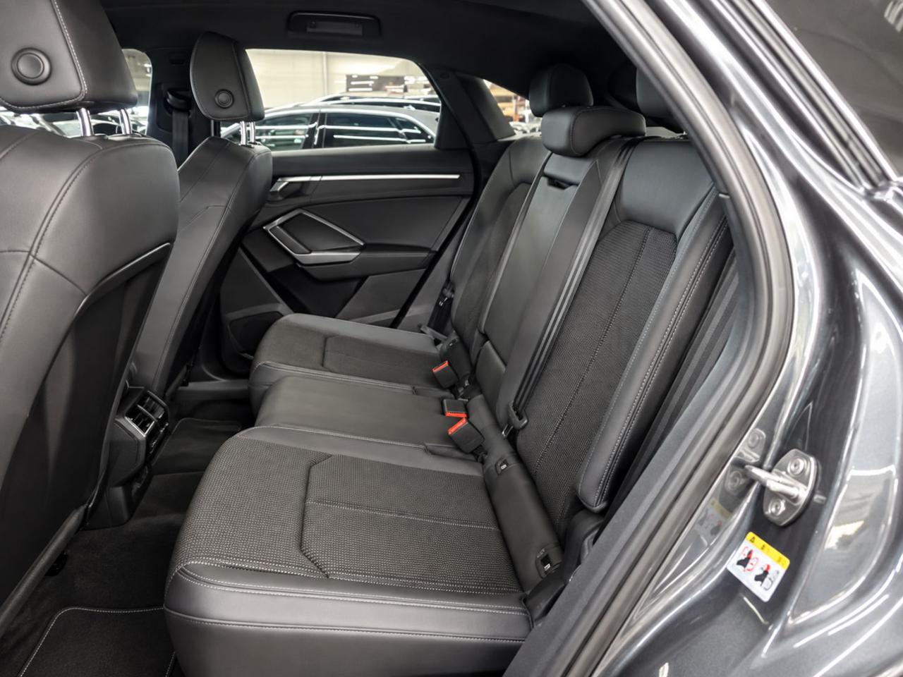 AUDI Q3 SPB Sportback 35 TDI S tronic S line edition - 8