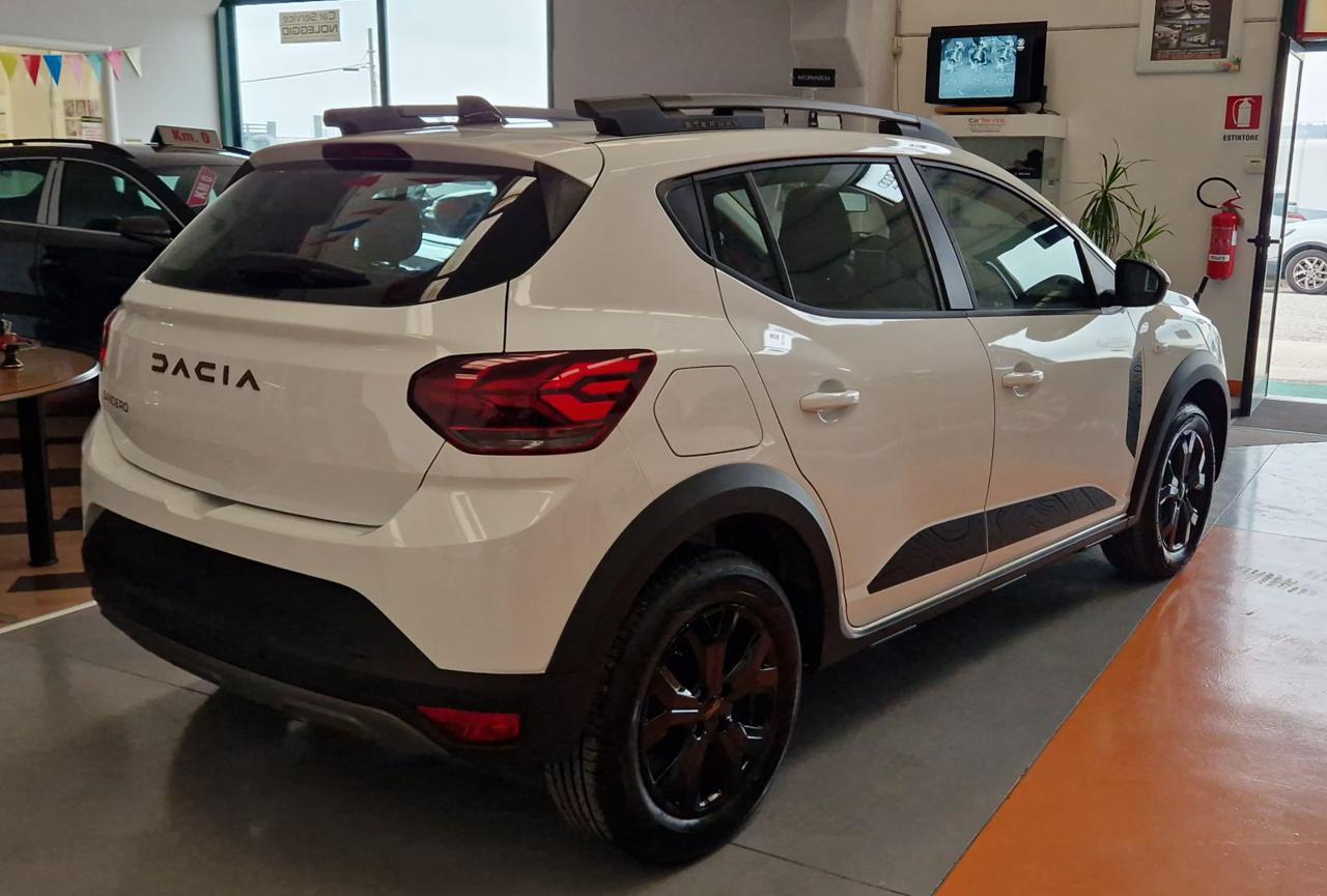DACIA Sandero Stepway 1.0 TCe ECO-G Extreme - 3