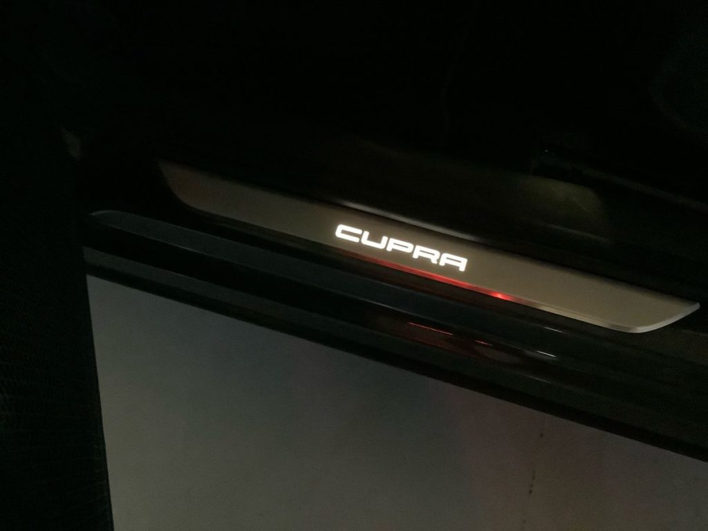 CUPRA Formentor 1.4 e-Hybrid DSG - 26