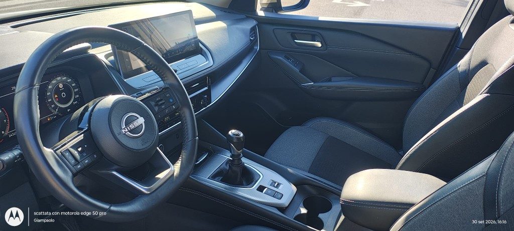 NISSAN Qashqai MHEV 140 CV N-Connecta - 11