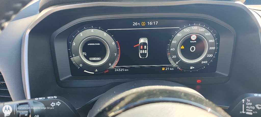 NISSAN Qashqai MHEV 140 CV N-Connecta - 12
