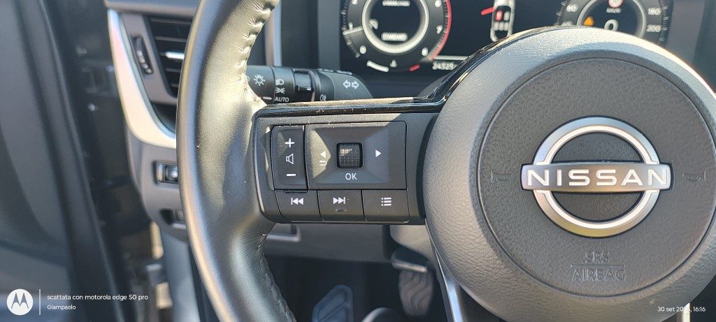 NISSAN Qashqai MHEV 140 CV N-Connecta - 13