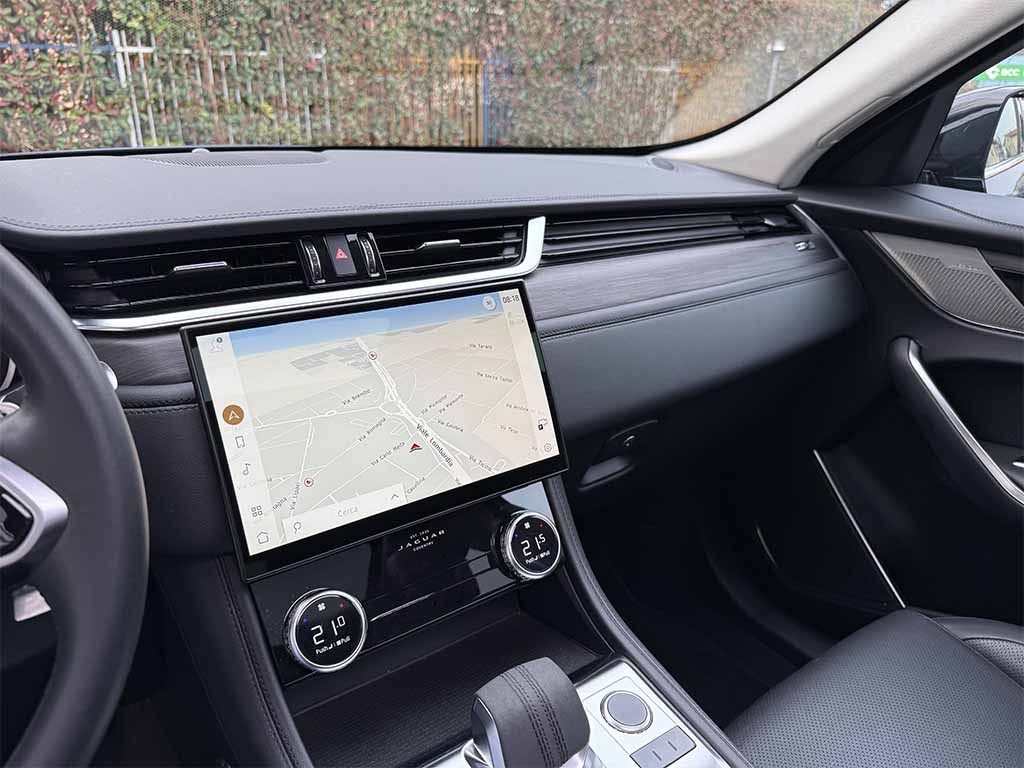 JAGUAR F-Pace 2.0d i4 mhev awd HSE TETTO TELECAMERA IVA ESPOSTA - 17