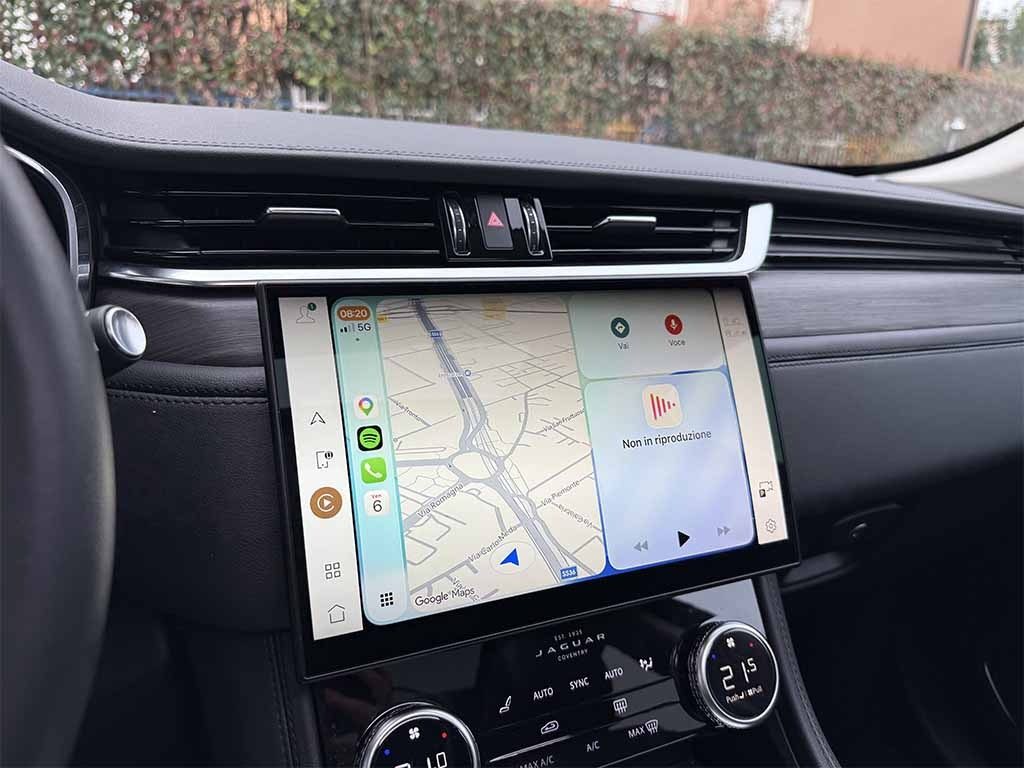 JAGUAR F-Pace 2.0d i4 mhev awd HSE TETTO TELECAMERA IVA ESPOSTA - 23