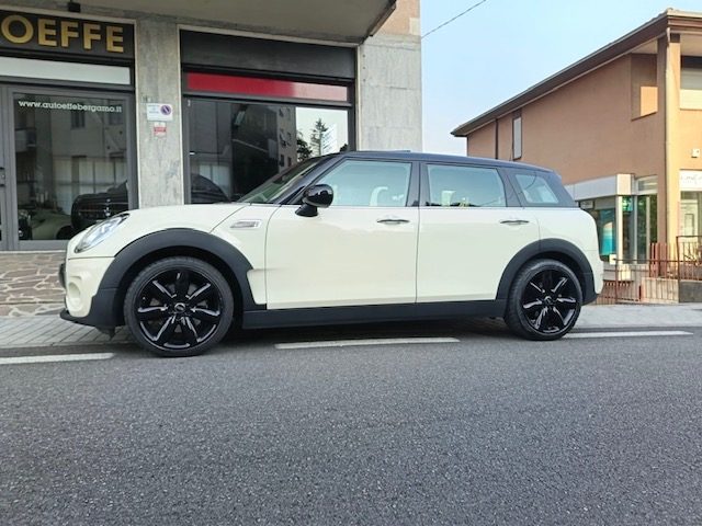MINI Clubman Bianco pastello