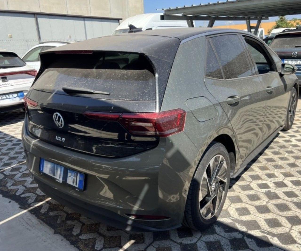 VOLKSWAGEN ID.3 Pro - 2