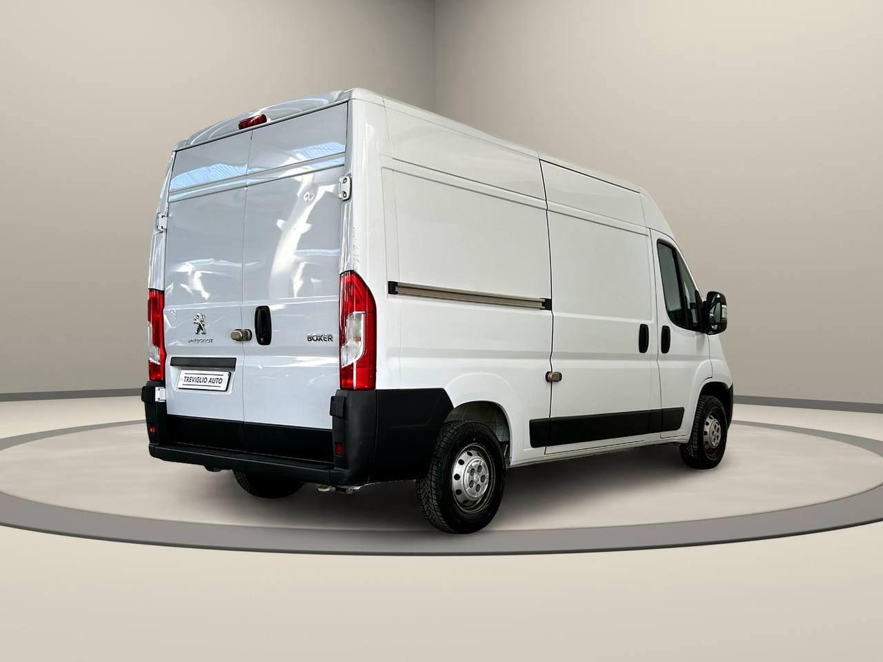 PEUGEOT Boxer 35 2.2 BlueHDi 140 S&S PM-TM Furgone Business L2H2 - 5