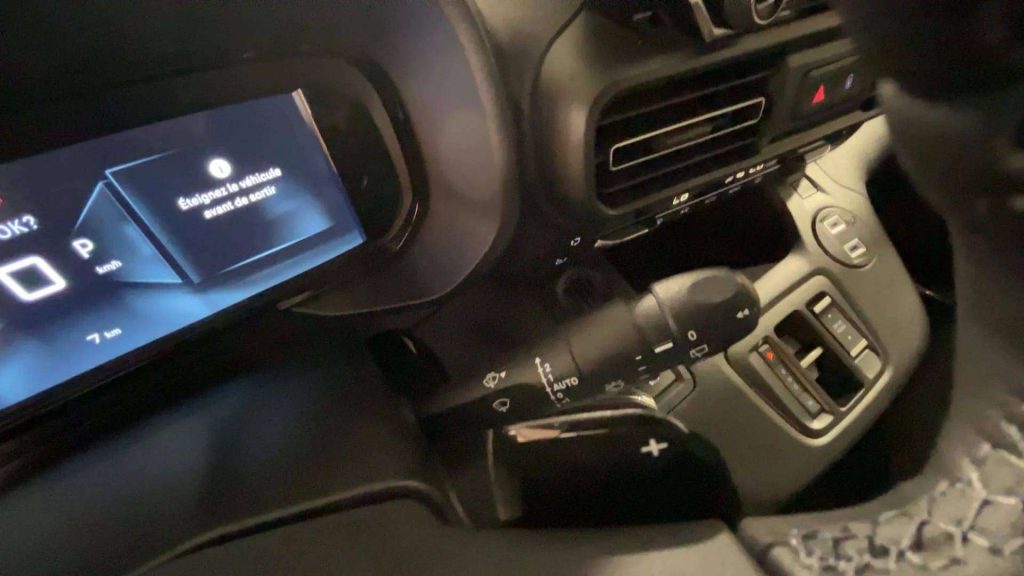 CITROEN Berlingo Berlingo EAT8 1.5 bluehdi Autocarro 5 posti Automa - 13