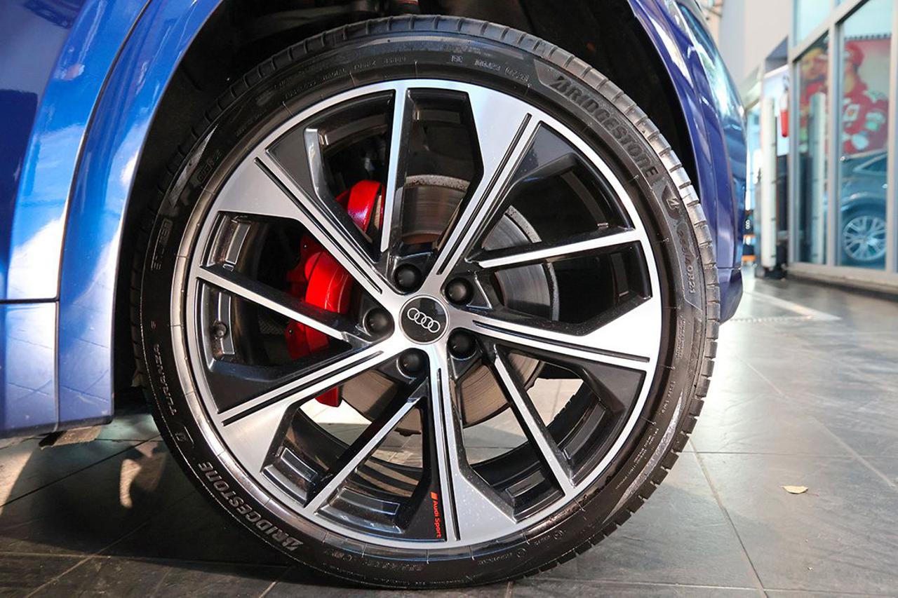 AUDI Q5 40 TDI Quattro S-Tronic S-Line Plus - 6