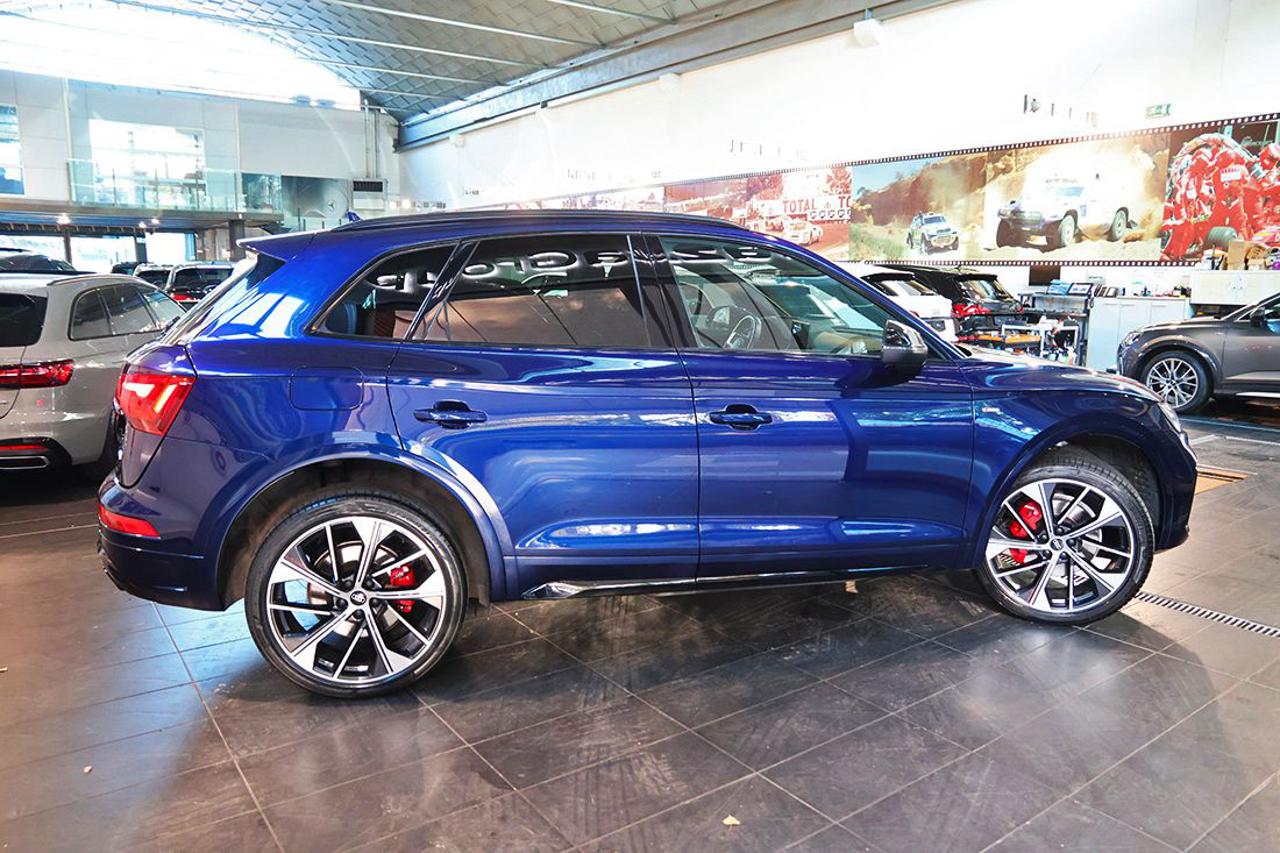AUDI Q5 40 TDI Quattro S-Tronic S-Line Plus - 10