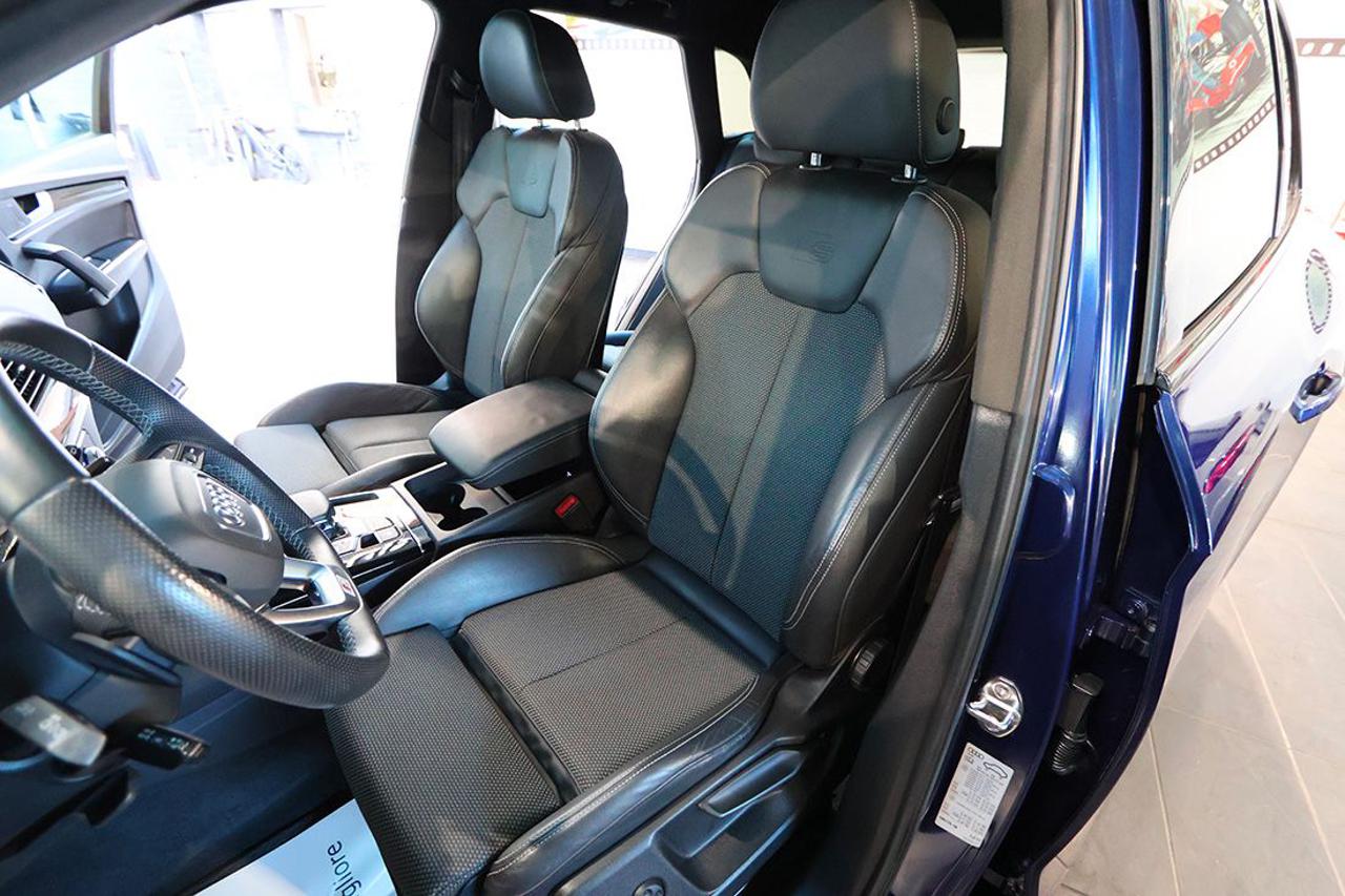 AUDI Q5 40 TDI Quattro S-Tronic S-Line Plus - 18