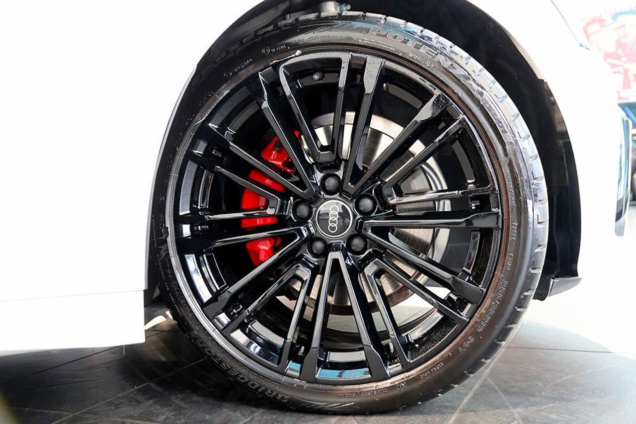 AUDI A5 40 TDI Quattro S-Tronic S-Line - 6