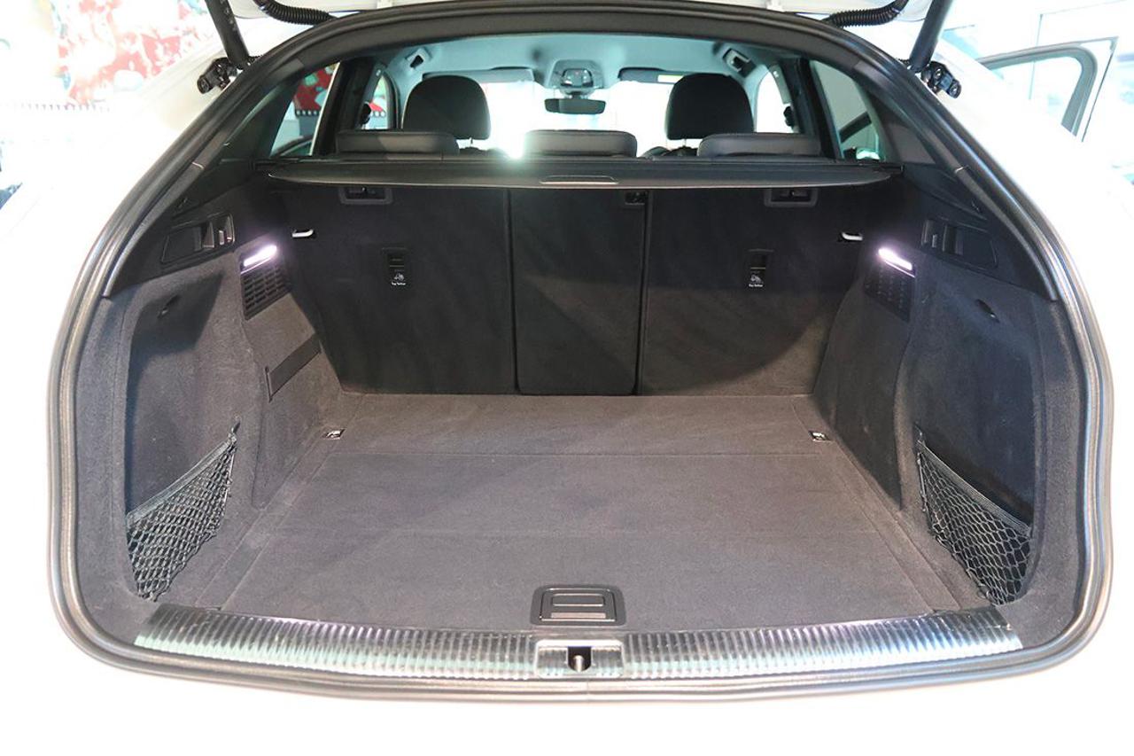 AUDI Q5 40 TFSI Sportback Quattro S-Tronic Identity Black - 12