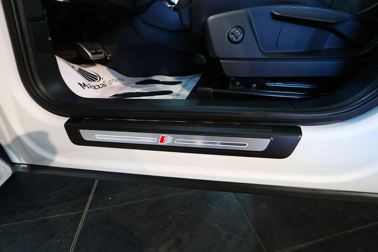 AUDI Q5 40 TFSI Sportback Quattro S-Tronic Identity Black - 39