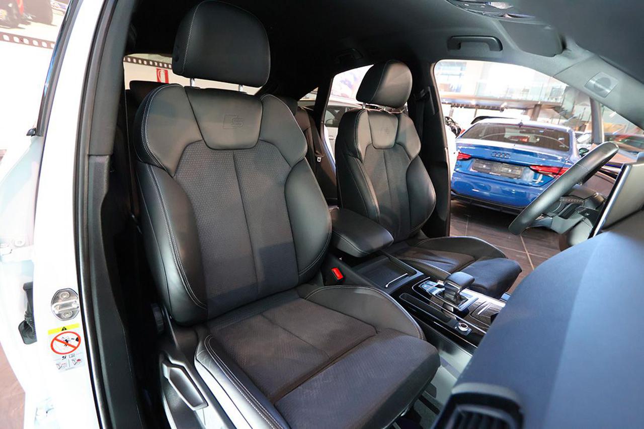 AUDI Q5 40 TFSI Sportback Quattro S-Tronic Identity Black - 17