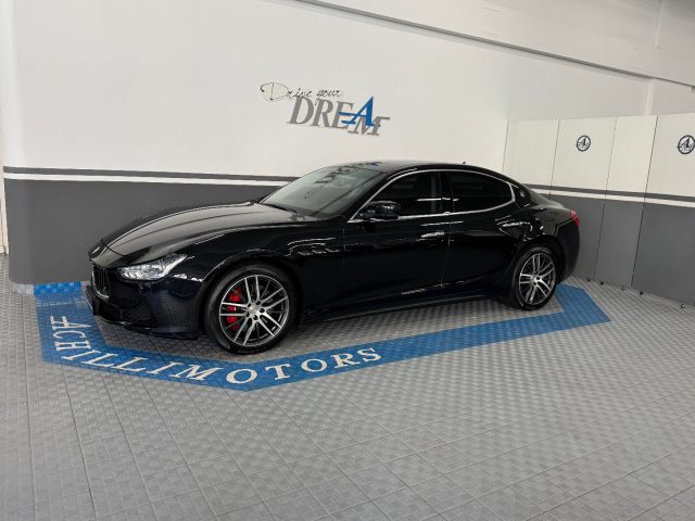 MASERATI Ghibli Nero Jet metallizzato