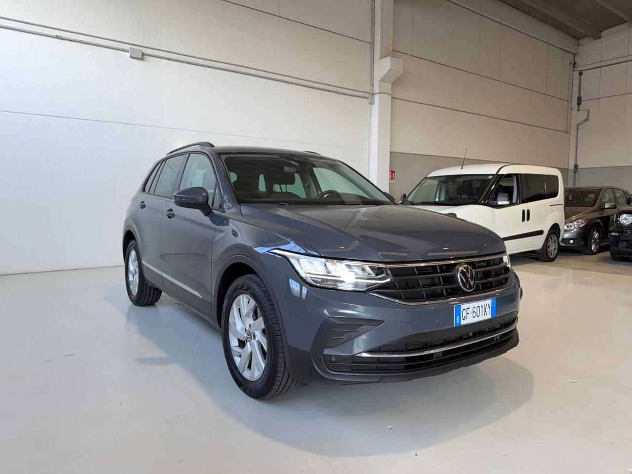 VOLKSWAGEN Tiguan 2.0 TDI 150 CV SCR DSG 4MOTION Elegance - 7
