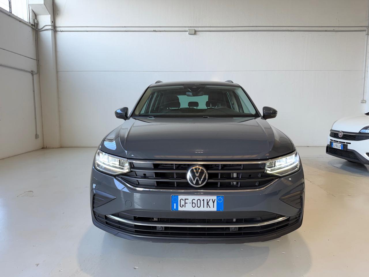 VOLKSWAGEN Tiguan 2.0 TDI 150 CV SCR DSG 4MOTION Elegance - 8