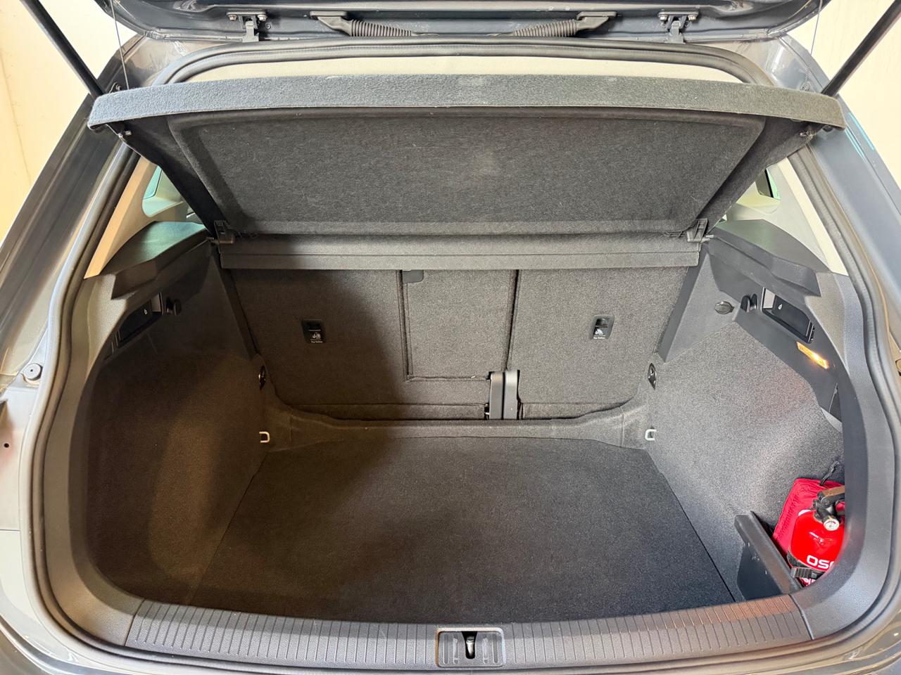 VOLKSWAGEN Tiguan 2.0 TDI 150 CV SCR DSG 4MOTION Elegance - 12