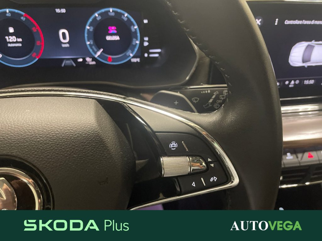 SKODA Octavia wagon 2.0 tdi evo scout 4x4 150cv dsg - 16